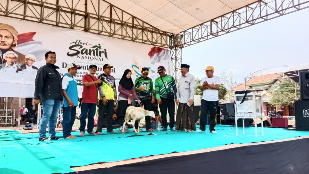 Gowes Ber-Infak Wringin Meriahkan Hari Santri, Hadiah Kambing Jadi Rebutan Peringatan HSN 2026 Kecamatan Wringin Adakan Goes Ber infaq. Minggu 25/10/2026.