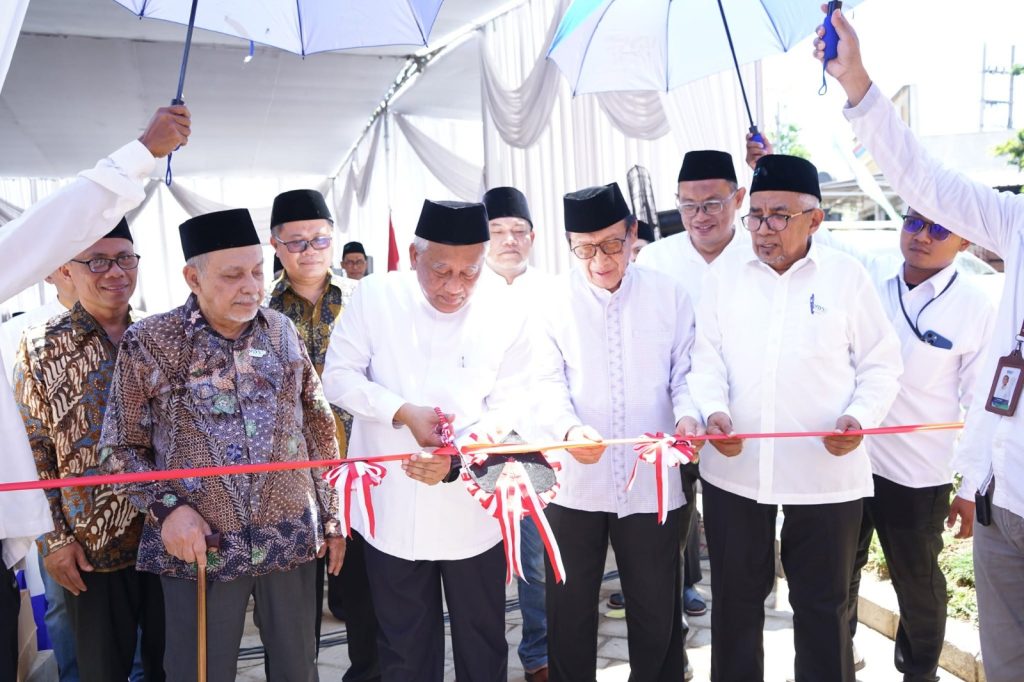 Peresmian masjid Al-Musafirin di Rest Area Yol Surabaya-Gempol,Minggu (18/10/2026),(FT/Wawan)